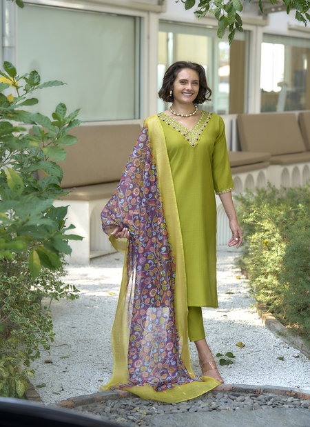 Tew Vatican Kurti With Bottom Chanderi Butti Dupatta Wholesale In Delhi